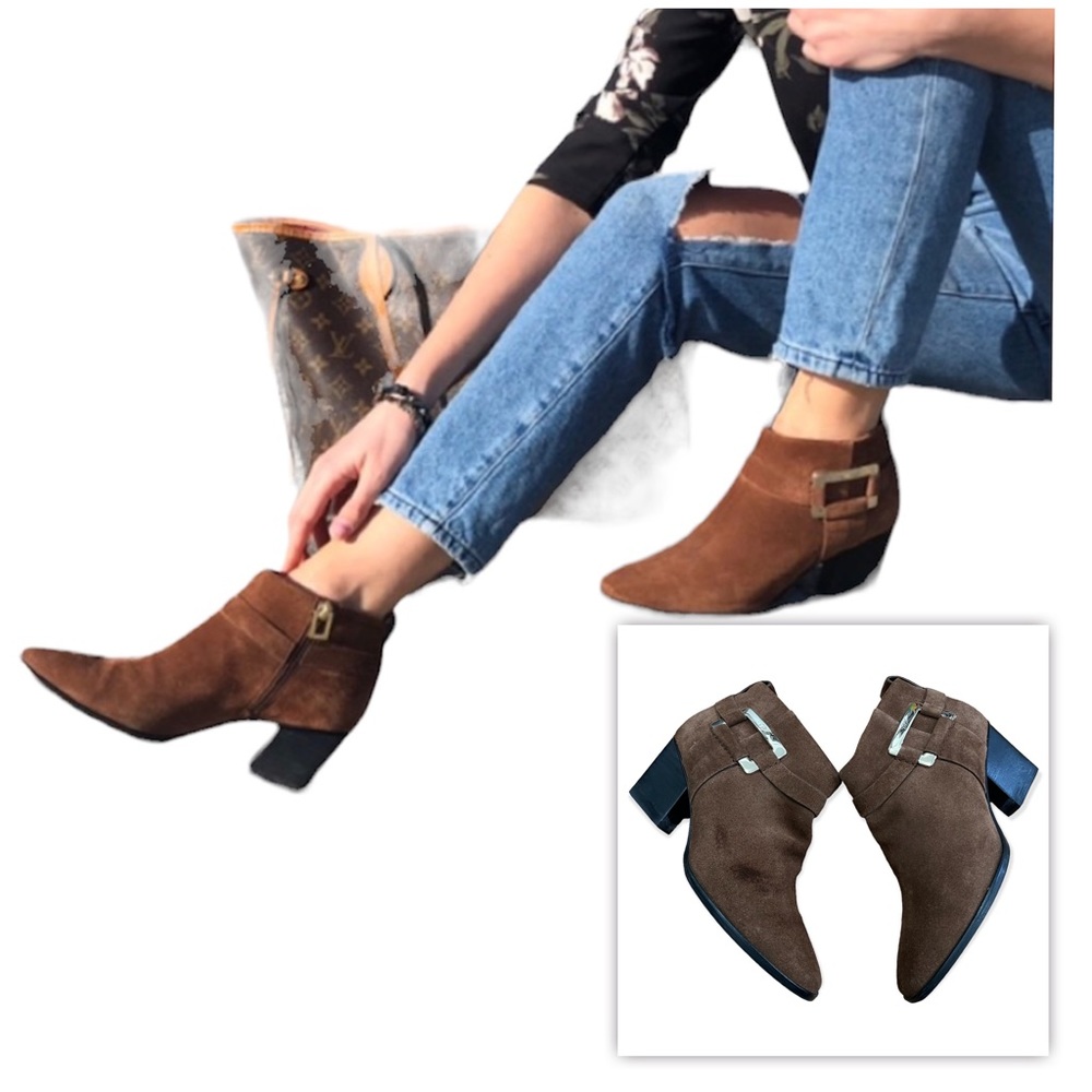 Roger Vivier Brown Suede Ankle Boots